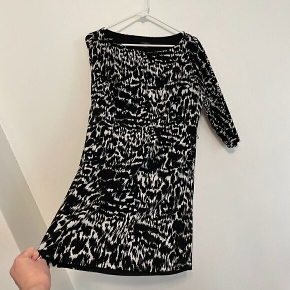 ANN TAYLOR Graphic Sonnet Print Tie Waist Dress Black White Geo Sheath NO BELT M - Picture 10 of 15